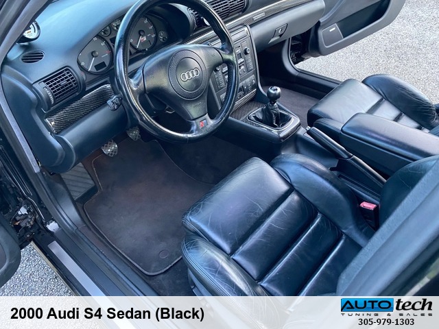 2000 Audi S4 Sedan (Black)