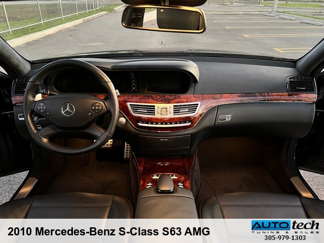 2010 Mercedes-Benz S-Class S63 AMG