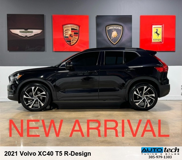 2021 Volvo XC40 T5 R-Design 