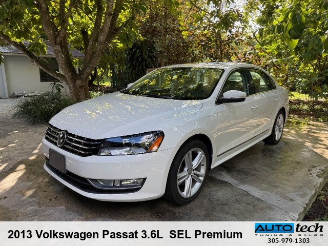 2013 Volkswagen Passat 3.6L  SEL Premium