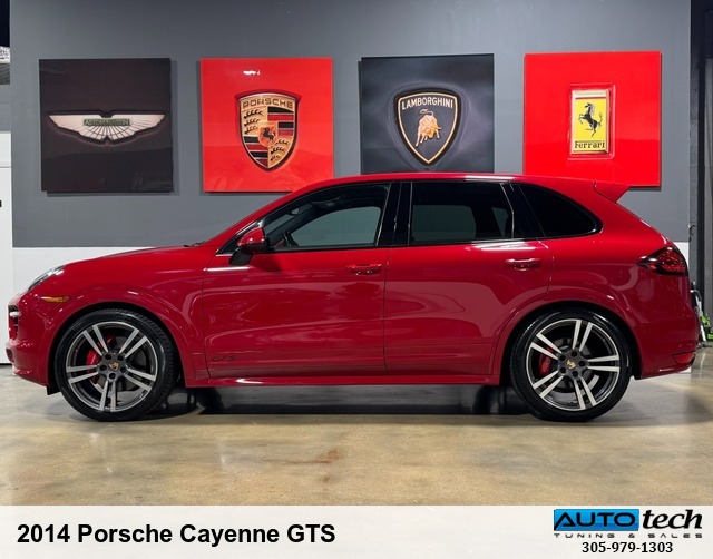2014 Porsche Cayenne GTS